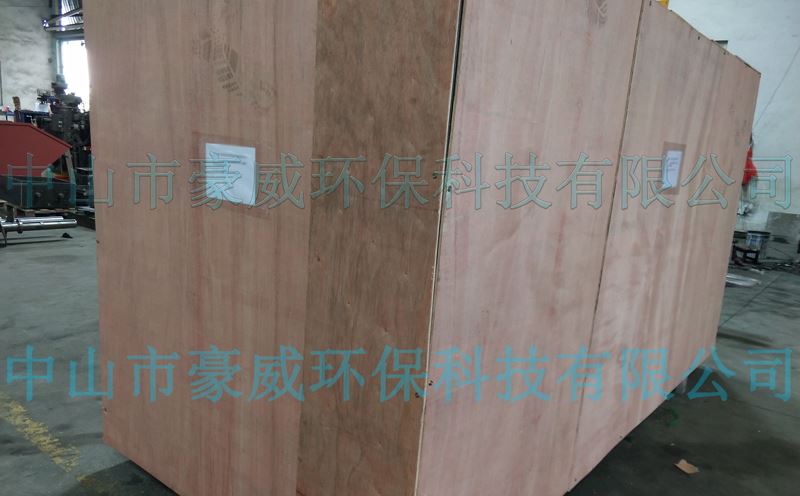 CU420聚氨酯泡沫壓實(shí)機(jī)打包出貨